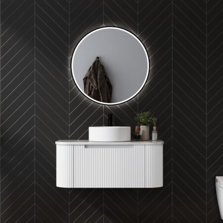 Petra wall hung 900